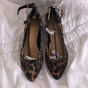 Leopard Flats